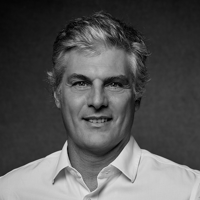 Las megafusiones y la IA sacuden el tablero de los holdings